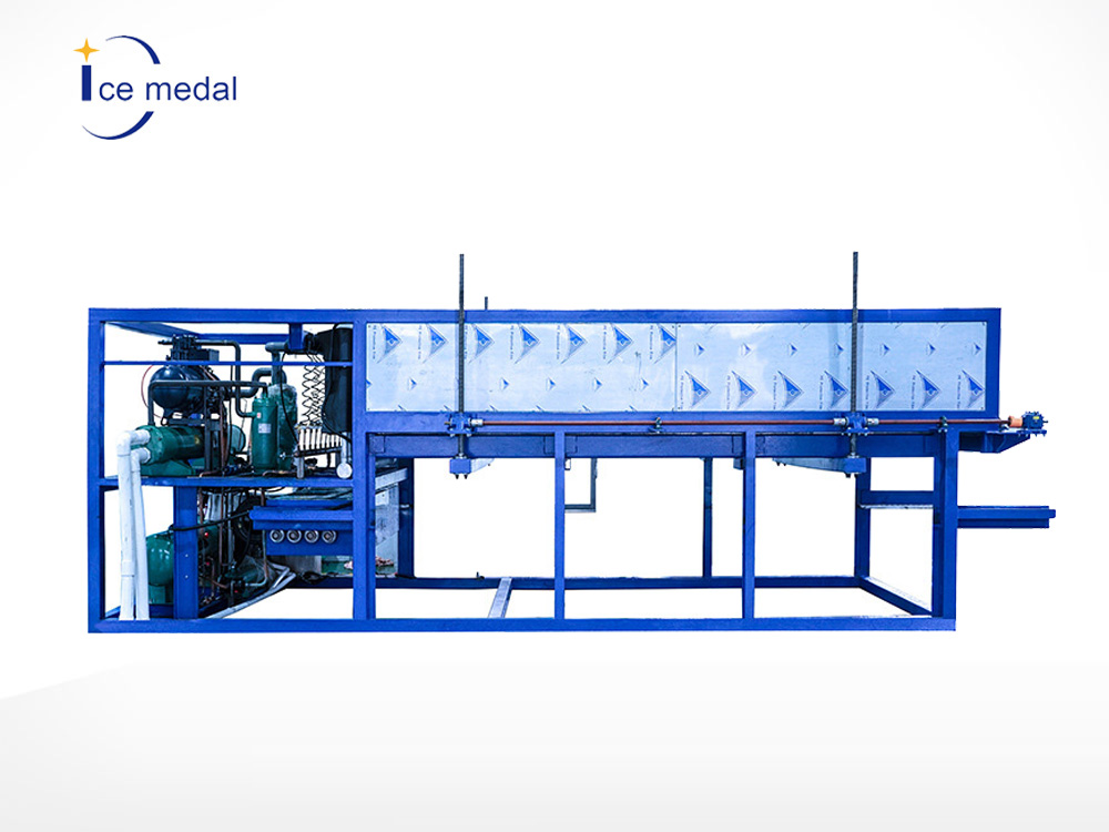 日產(chǎn)10噸直冷冰磚機 港口碼頭制冰設備